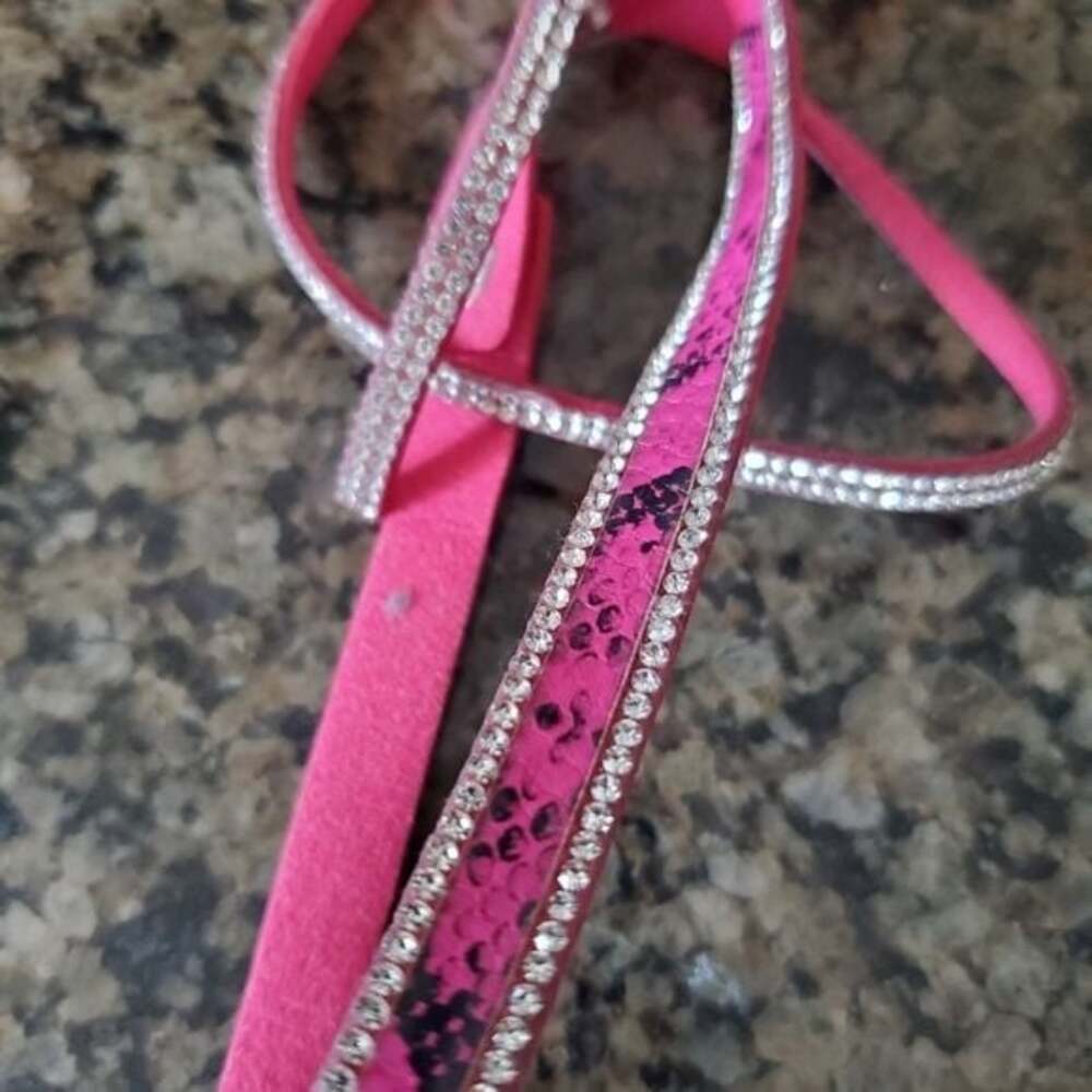 Pink wrap button bracelet - Picture 4 of 5